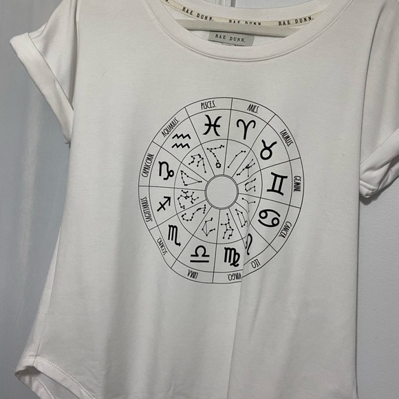 NWT. Rae Dunn Astrology T-shirt. - Picture 1 of 8